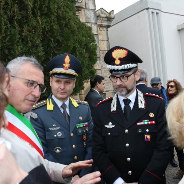 Omaggio alla lapide del Vice Brigadiere GdF Tommaso La Spada