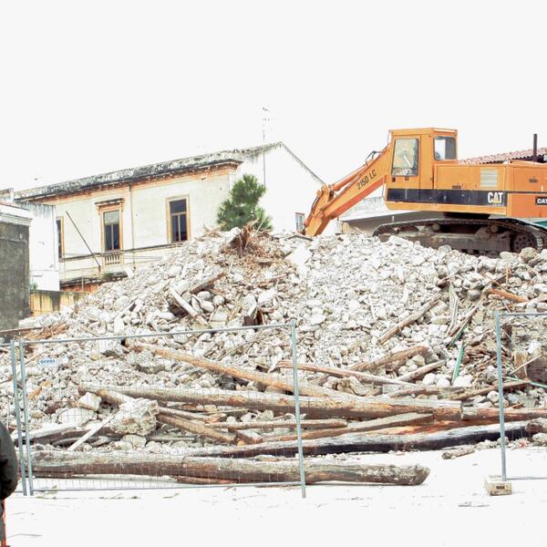 2012.01.23 Demolizione Palazzo S.Filippo