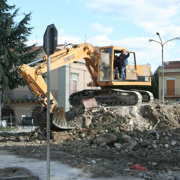 2012.01.26 Demolizione Palazzo S.Filippo