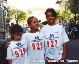4-Correndo-insieme-S.Filippo-del-Mela-2002