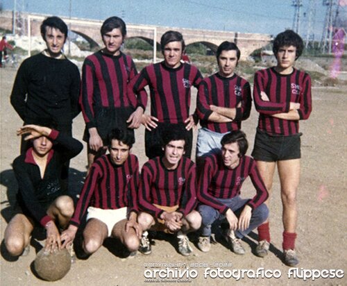 Torneo-di-calcio-campo-di-Corriolo-Spuadra-dei-Rifiuti-1970